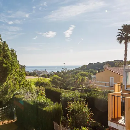 Del Golf 27 Holiday home *